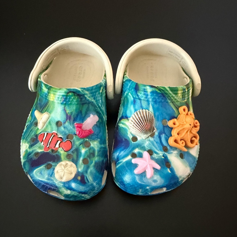 CROCS Kids Sea Adventure Slippers - Blue and Green - Picture 4 of 4